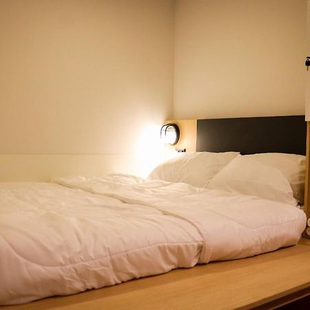 W2 Hostel Chiang Mai Bagian luar foto